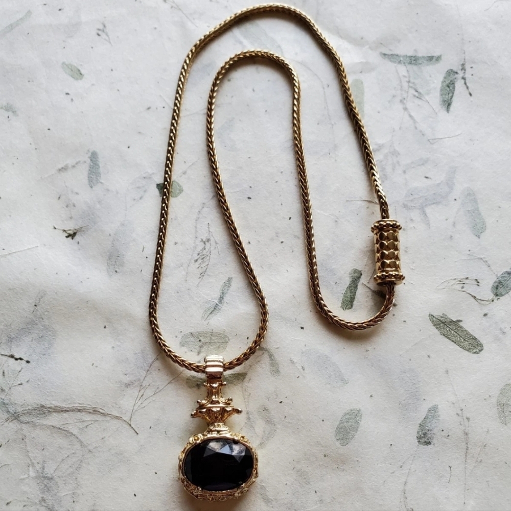 Vintage Goldette Pendant Necklace With Wheat Link Chain
